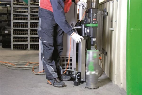 Eibenstock Carotteuse Béton 10.094.53 Jeu De Forets Diamantés DBE 250 R 2500 W - Perçage Jusqu'à 250 Mm 4 Eibenstock Carotteuse Béton 10.094.53 Jeu De Forets Diamantés DBE 250 R 2500 W - Perçage Jusqu'à 250 Mm – Image 2