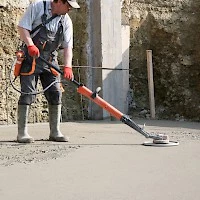 Pierre & Béton Soldes Magasin -Pierre & Béton Soldes Magasin 93000 skate lisseur beton et chape 350 mm 1